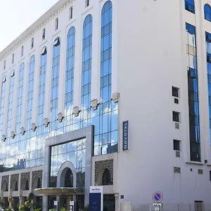 novotel-tunis-mohamed-v.tunis-best-hotels.com/