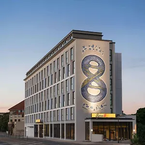 Hotel Super 8 By Wyndham Dresden
