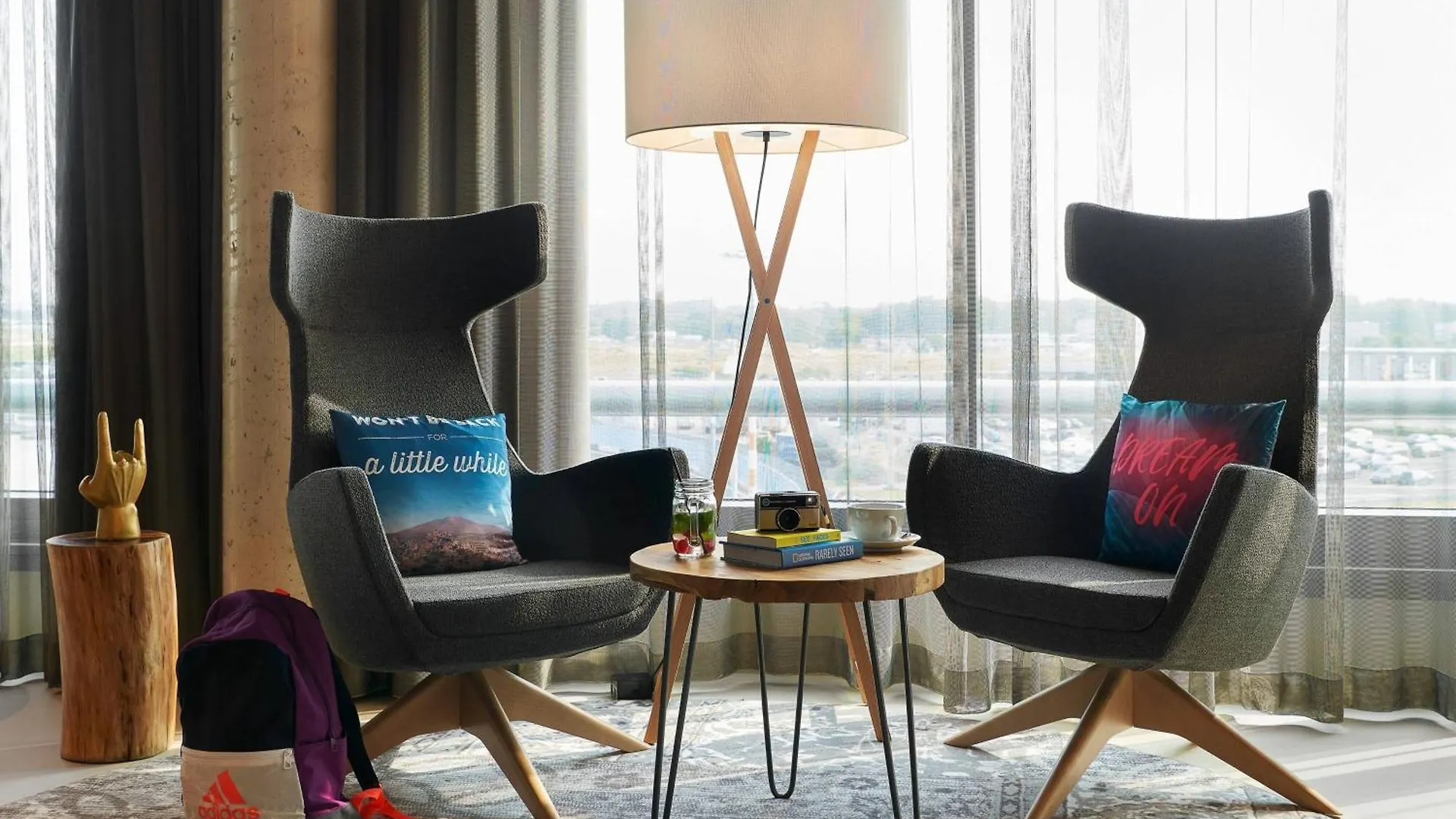 Moxy Cologne Bonn Airport Hotel